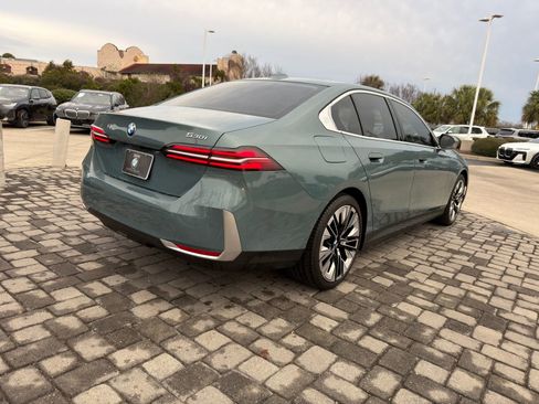 Certified 2024 BMW 530i w/ Premium Package image 9