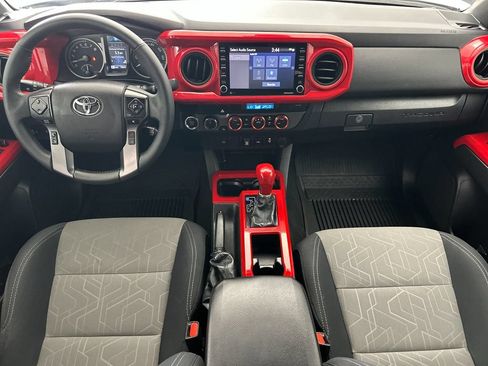 Used 2023 Toyota Tacoma TRD Off-Road AWD/4WD image 12