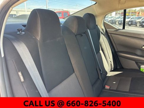 Used 2020 Nissan Sentra SV image 6
