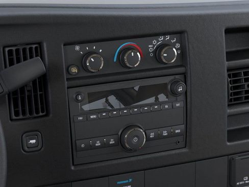 New 2026 GMC Savana 2500 1WT image 20