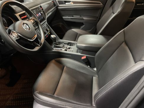 Used 2019 Volkswagen Atlas SE image 16