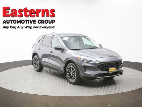 Used 2022 Ford Escape SE w/ Cold Weather Package FWD image 47