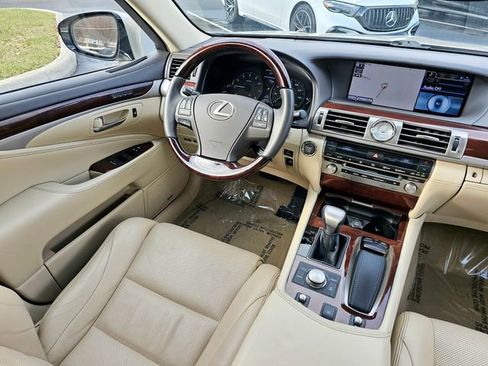 Used 2014 Lexus LS 460 image 29