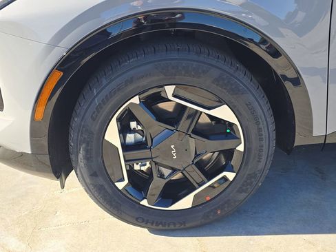 New 2026 Kia Sportage SX FWD image 38