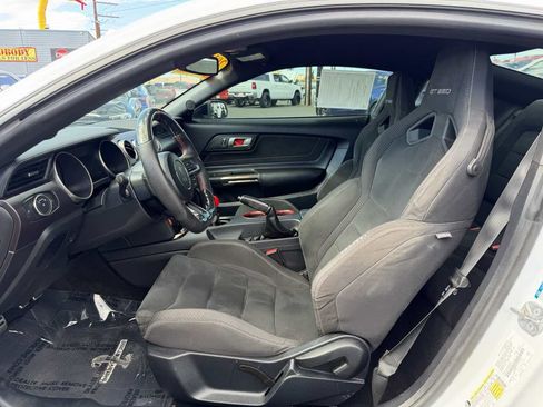 Used 2016 Ford Mustang Shelby GT350 w/ Track Package RWD image 11