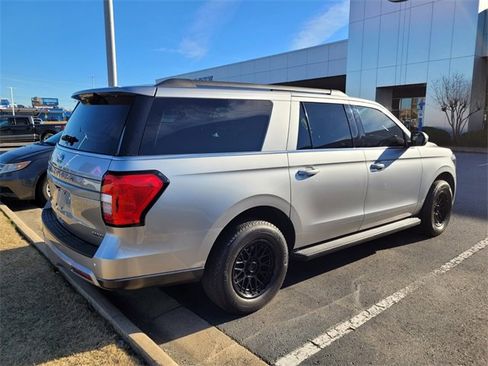 Certified 2024 Ford Expedition Max XLT image 10