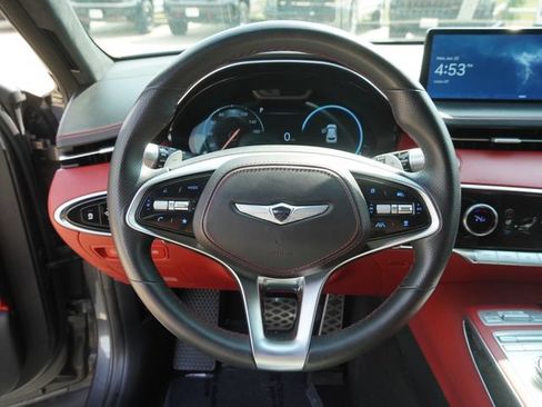 Used 2022 Genesis GV70 3.5T Sport w/ Sport Prestige Package AWD/4WD image 28