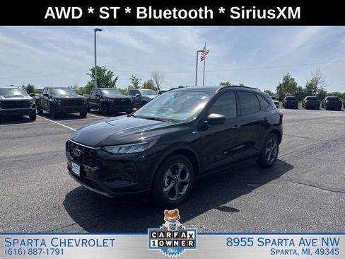 Used 2025 Ford Escape ST-Line AWD/4WD image 7