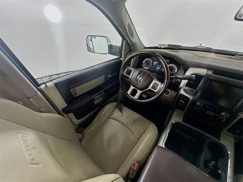 Used 2017 RAM 2500 Laramie image 9