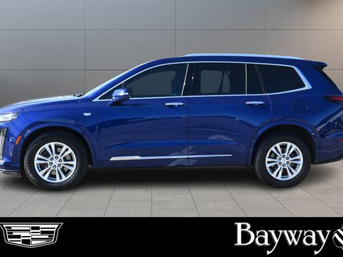 Certified 2023 Cadillac XT6 Luxury image 4