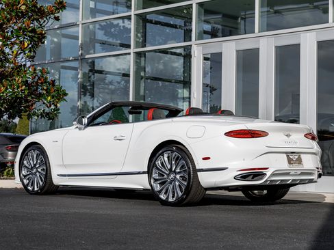 New 2025 Bentley Continental GT Speed image 13