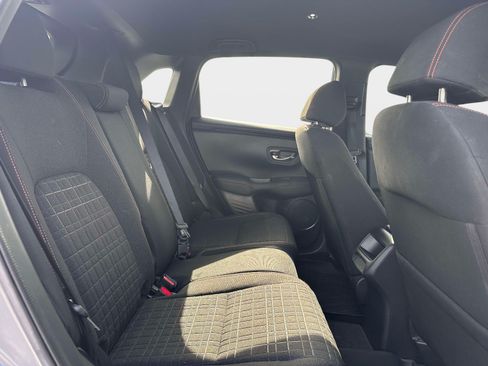 Used 2023 Honda HR-V Sport image 9