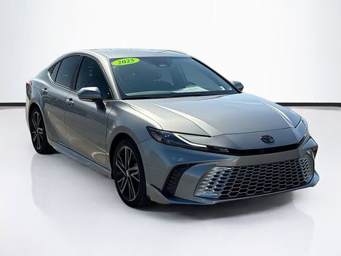 Certified 2025 Toyota Camry XSE FWD image 3