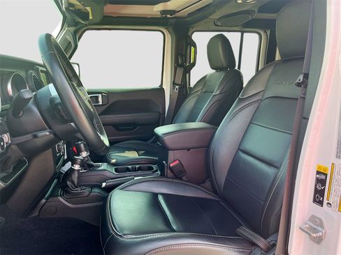 Used 2021 Jeep Wrangler Unlimited Sahara image 20