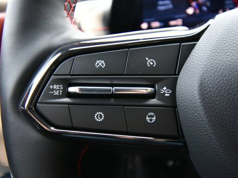 Used 2025 Chevrolet Traverse RS w/ LPO, Floor Liner Package AWD/4WD image 24