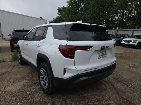 Used 2025 GMC Terrain Elevation AWD/4WD image 8