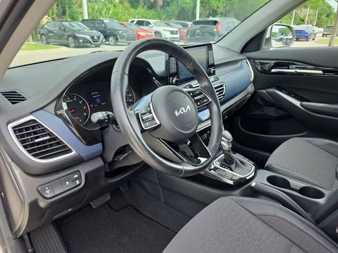 Certified 2023 Kia Seltos S FWD image 13