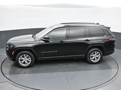 Used 2022 Jeep Grand Cherokee L Limited AWD/4WD image 19
