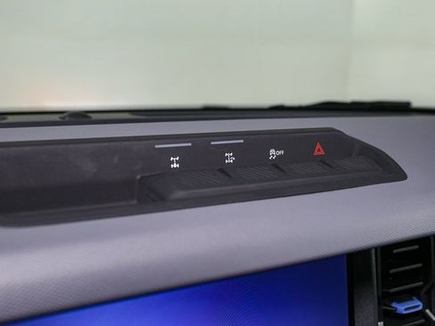 Used 2024 Ford Bronco Black Diamond image 19