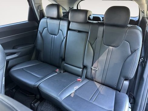 Used 2022 Kia Sorento S w/ Panoramic Sunroof Package FWD image 13