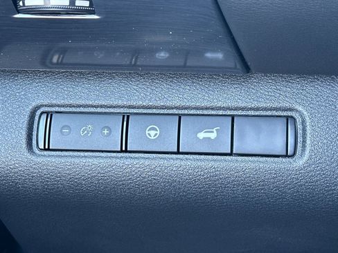 New 2026 Nissan Pathfinder SL AWD/4WD image 31