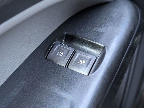 Used 2019 Chevrolet Colorado W/T w/ WT Convenience Package image 9