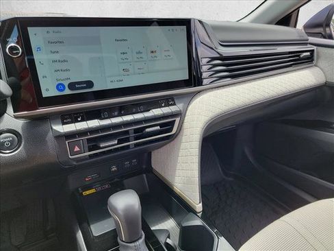 Used 2026 Toyota Camry XLE FWD image 19