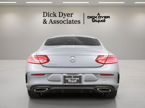 Used 2022 Mercedes-Benz C 300 Coupe image 3