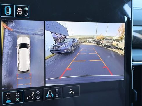 New 2026 GMC Yukon XL Elevation w/ Elevation Premium Package image 28