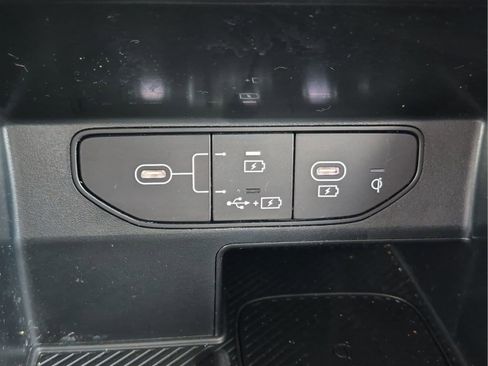 Used 2025 Kia Sorento S FWD image 26