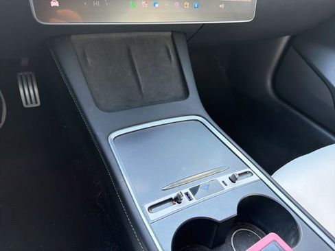 Used 2022 Tesla Model 3 Performance image 16