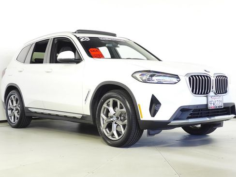 Used 2023 BMW X3 xDrive30i w/ Convenience Package AWD/4WD image 4