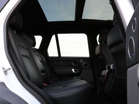 Used 2019 Land Rover Range Rover HSE image 54