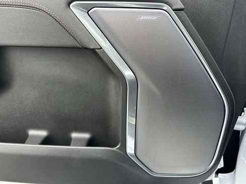 Certified 2026 Chevrolet Silverado 1500 High Country image 24