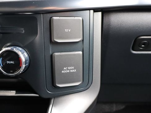 Used 2025 Ford F150 Lariat AWD/4WD image 28