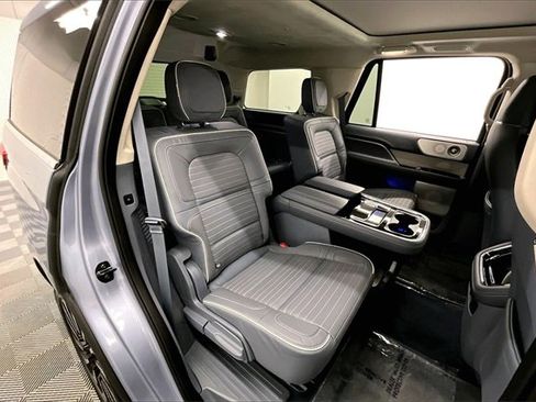 Used 2023 Lincoln Navigator Black Label image 21