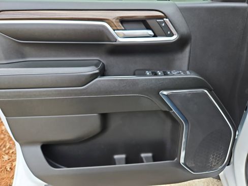 Used 2023 Chevrolet Silverado 1500 LT w/ Protection Package image 23