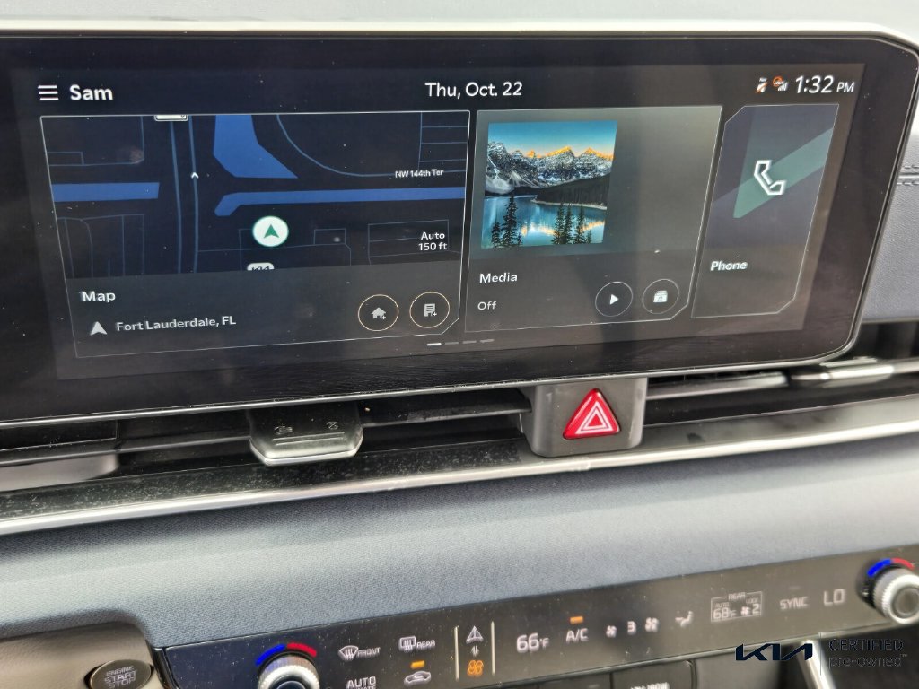 Certified 2025 Kia Carnival EX FWD image 21