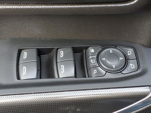 Certified 2022 GMC Sierra 2500 AT4 w/ Snow Plow Prep/Camper Package image 18