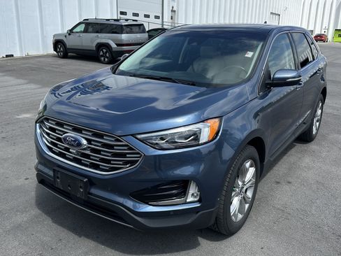 Used 2019 Ford Edge Titanium w/ Equipment Group 301A AWD/4WD image 5