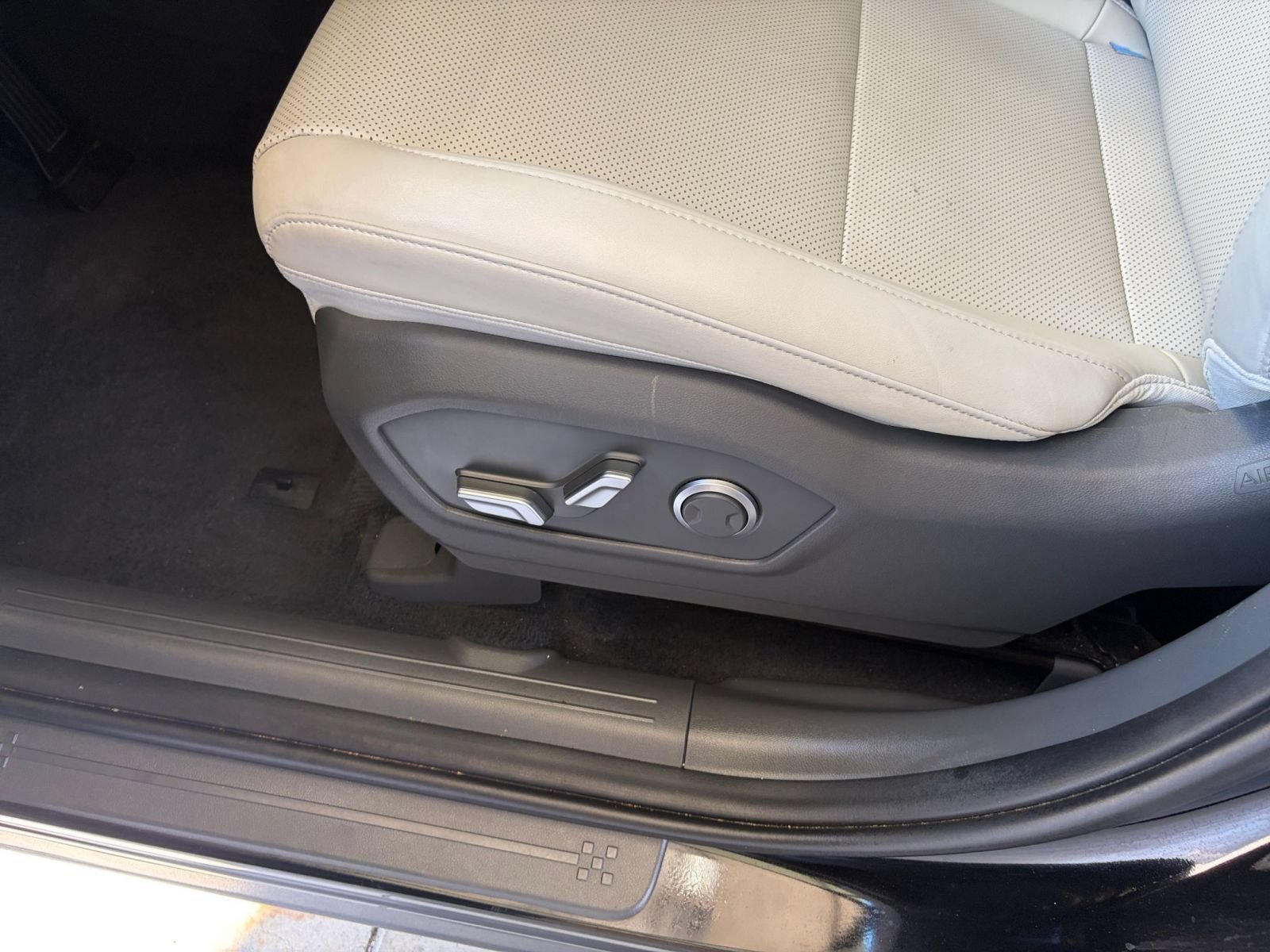 Used 2024 Hyundai Santa Fe SEL AWD/4WD image 21
