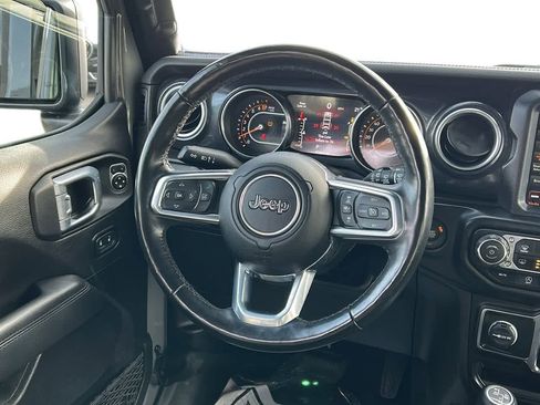 Certified 2022 Jeep Wrangler Unlimited Sahara image 23