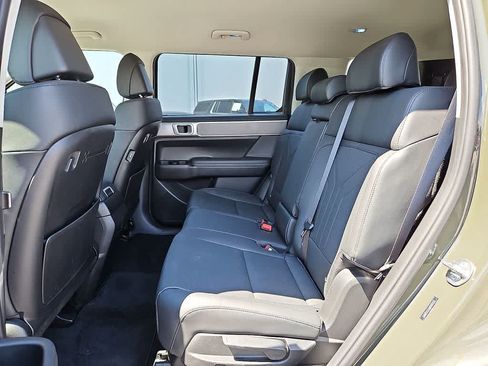 Used 2024 Hyundai Santa Fe SEL AWD/4WD image 9