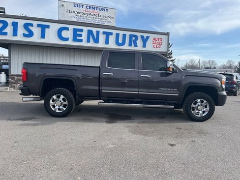 Used 2016 GMC Sierra 2500 Denali w/ Duramax Plus Package image 19