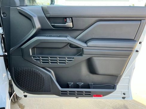 New 2026 Toyota Tacoma SR AWD/4WD image 23