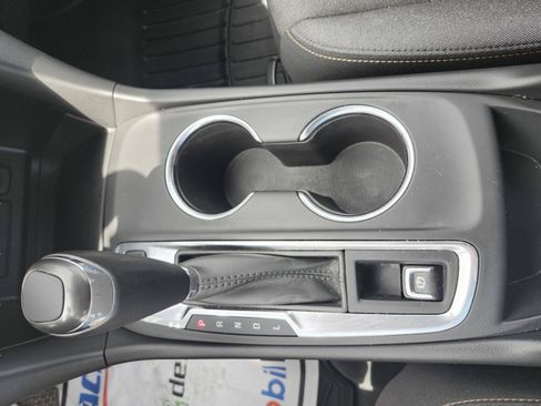 Used 2019 Chevrolet Equinox LT AWD/4WD image 24