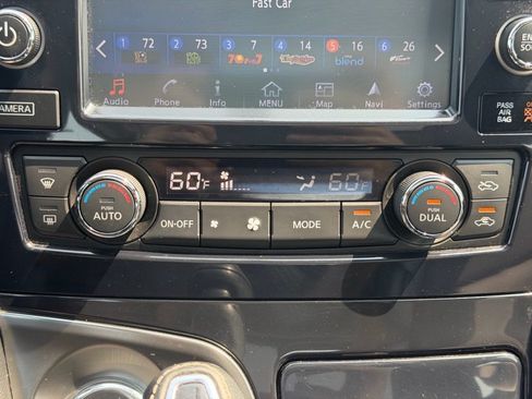 Used 2018 Nissan Maxima 3.5 SL FWD image 16