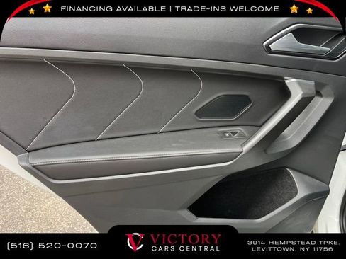 Used 2022 Volkswagen Tiguan SEL R-Line image 15