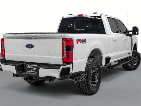 Used 2024 Ford F250 Lariat w/ Sport Appearance Package AWD/4WD image 6