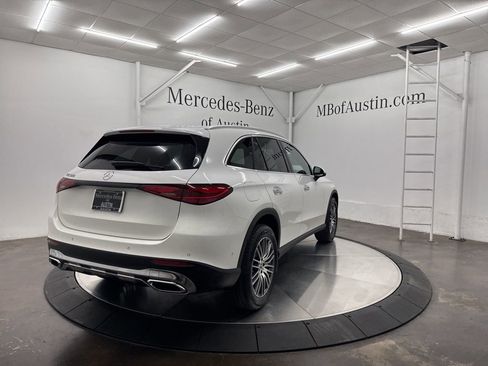 Used 2026 Mercedes-Benz GLC 300 image 7